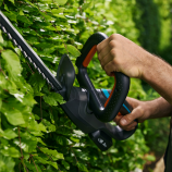 Gardena Nůžky na živý plot EasyCut 45/18V, sada