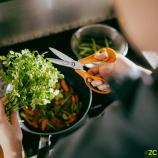 Fiskars Kuchyňské nůžky, 18 cm 1075051