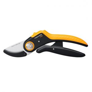 FISKARS jednočepelové zahradní nůžky PowerLever Plus (P741)